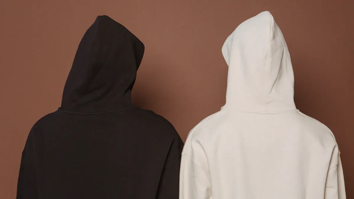 Creative Ways to Wear Scuba Sweatshirts This Year