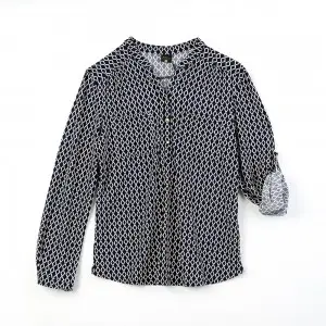 Women’s round neck half placket long sleeve full print blouse